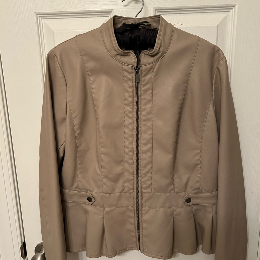 Baccini Women's Beige Leather Jacket